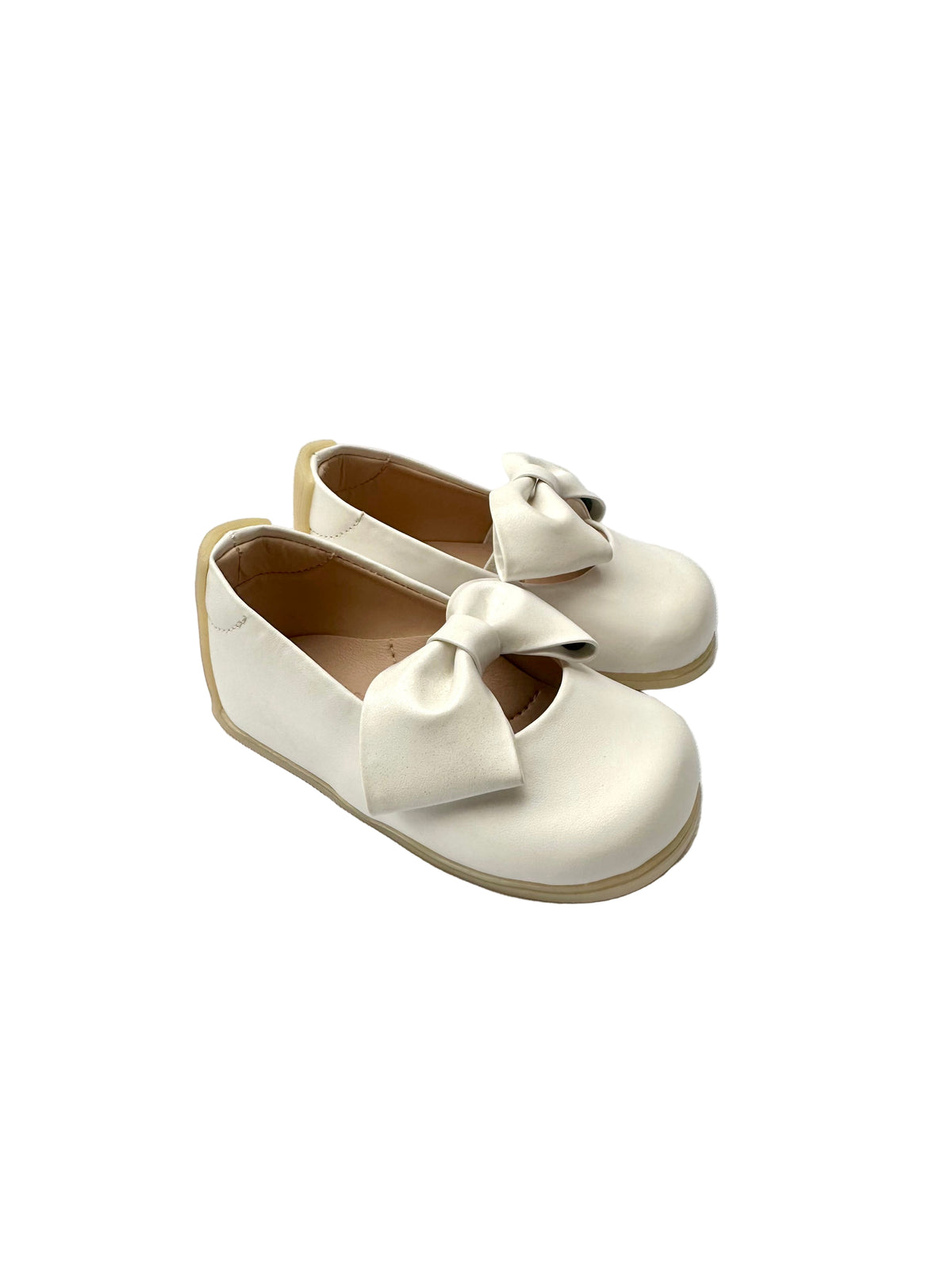Zapatos moño blanco
